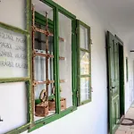Fuszeres Porta *
