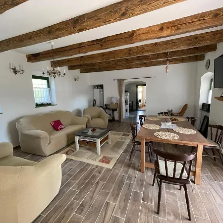 Fuszeres Porta Feriehus Mihalyfa